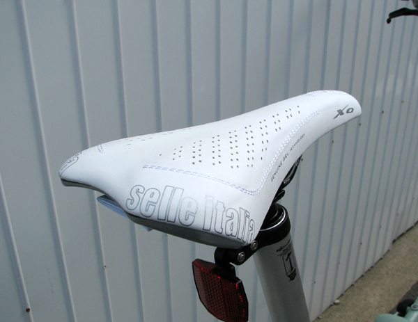 カスタム :: ホワイトカスタム DAHON編 :: 折りたたみ自転車