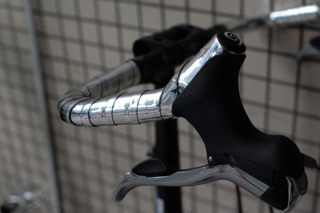 カスタム :: DAHON HELIOS SL ブルホーン仕様 :: 折りたたみ自転車